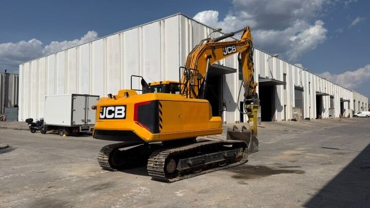 JCB 210 XLC **MARTILLO EPIROC**